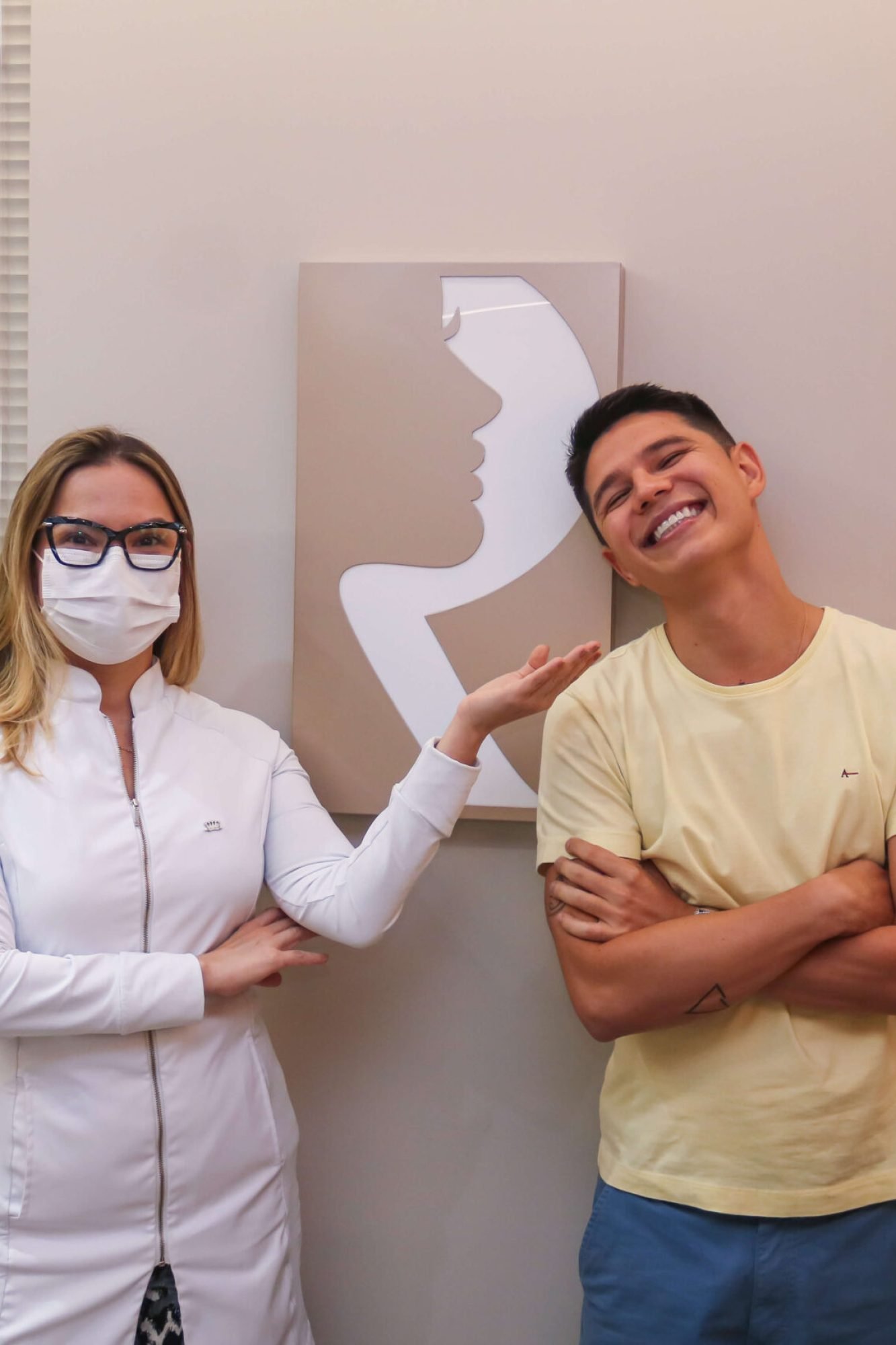 Procedimento de implante na Clínica odontológica em Castanhal